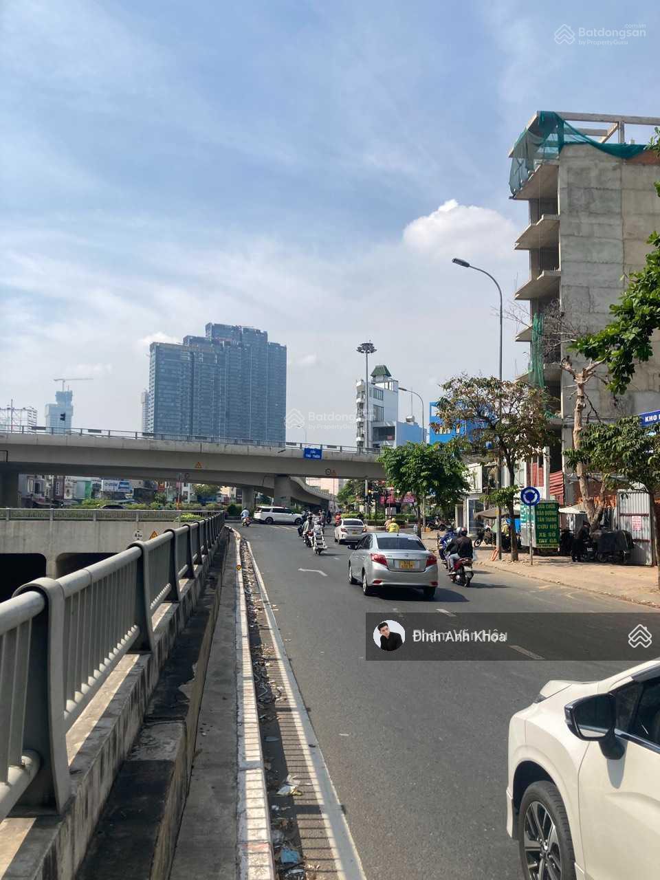 Siêu phẩm để xây building VP mặt tiền Nguyễn Hữu Cảnh, Bình Thạnh. DT 8x30m đối diện Saigon Pearl