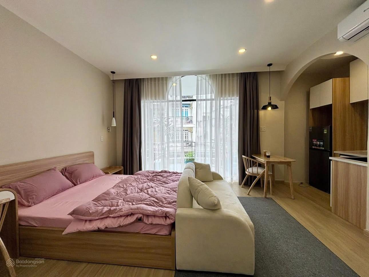 CHDV Cao Cấp, Luxury - Ban Công Lớn, Đầy Đủ Tiện Nghi - Gần ĐH VLU, IUH - Hiện Đại, Sang Trọng