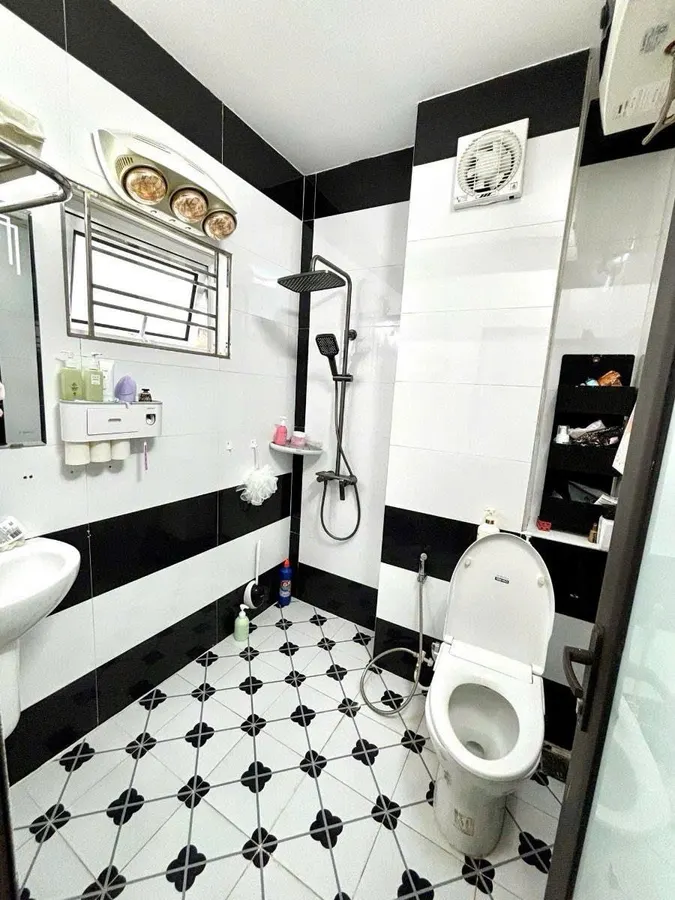 LinhHK cho thuê nhà riêng Yên Phụ ô tô đỗ cửa 5 phòng ngủ