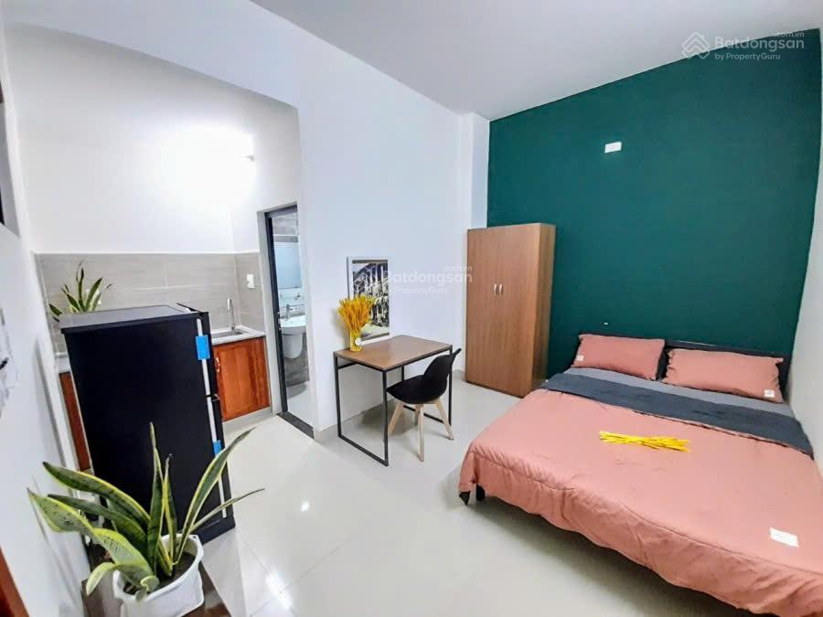 Dòng tiền 250 triệu/tháng - Bán gấp Khách Sạn khu sân bay Tân Bình DT 8m x 20m Hầm 7 Tầng Giá 44 tỷ