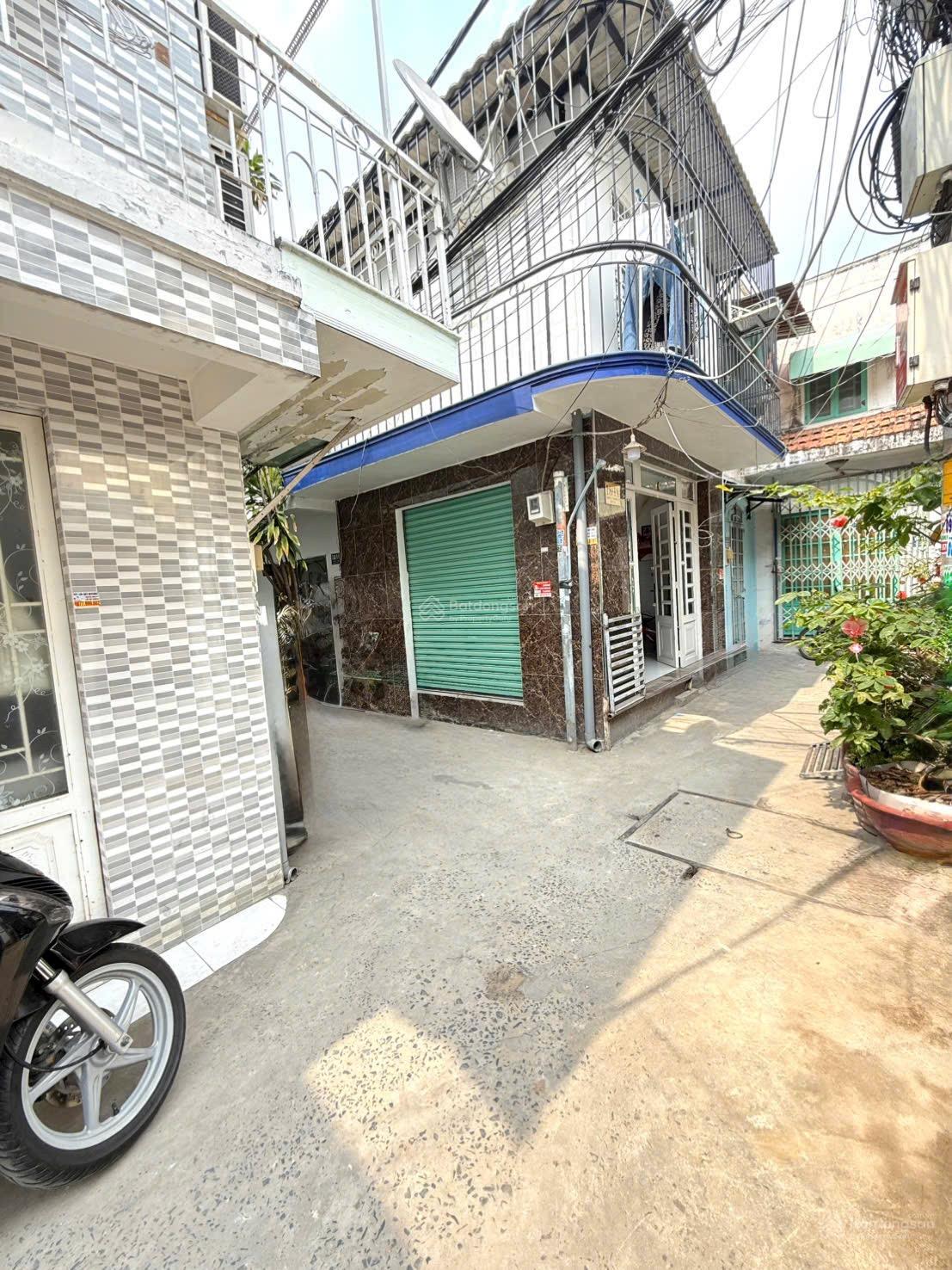 Bán nhà góc 2mặt tiền hẻm 3m đường 31 Quận 7