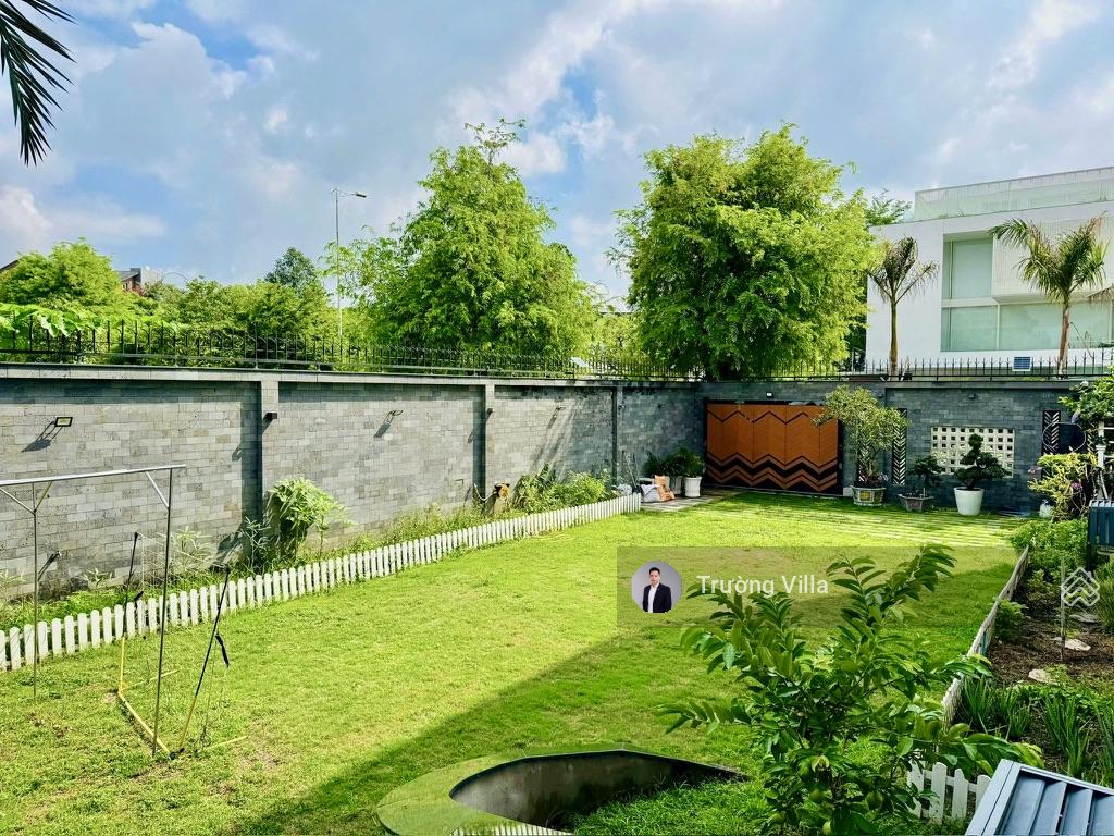 Bán biệt thự sân vườn 466,8m² mặt tiền đường 20M ven sông Sài Gòn - KDC Thủ Thiêm Villa, Quận 2