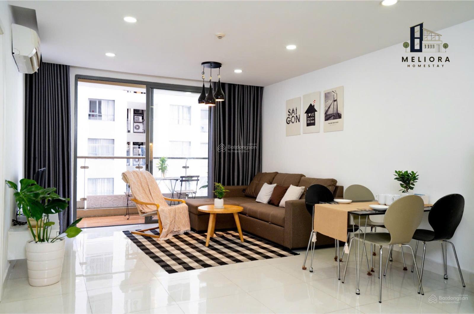 Thuê Gold View 2PN1WC 65m2 ban công view sông full nội thất ngay Bến Vân Đồn Q4 sát Q1 LH0775 924 ***