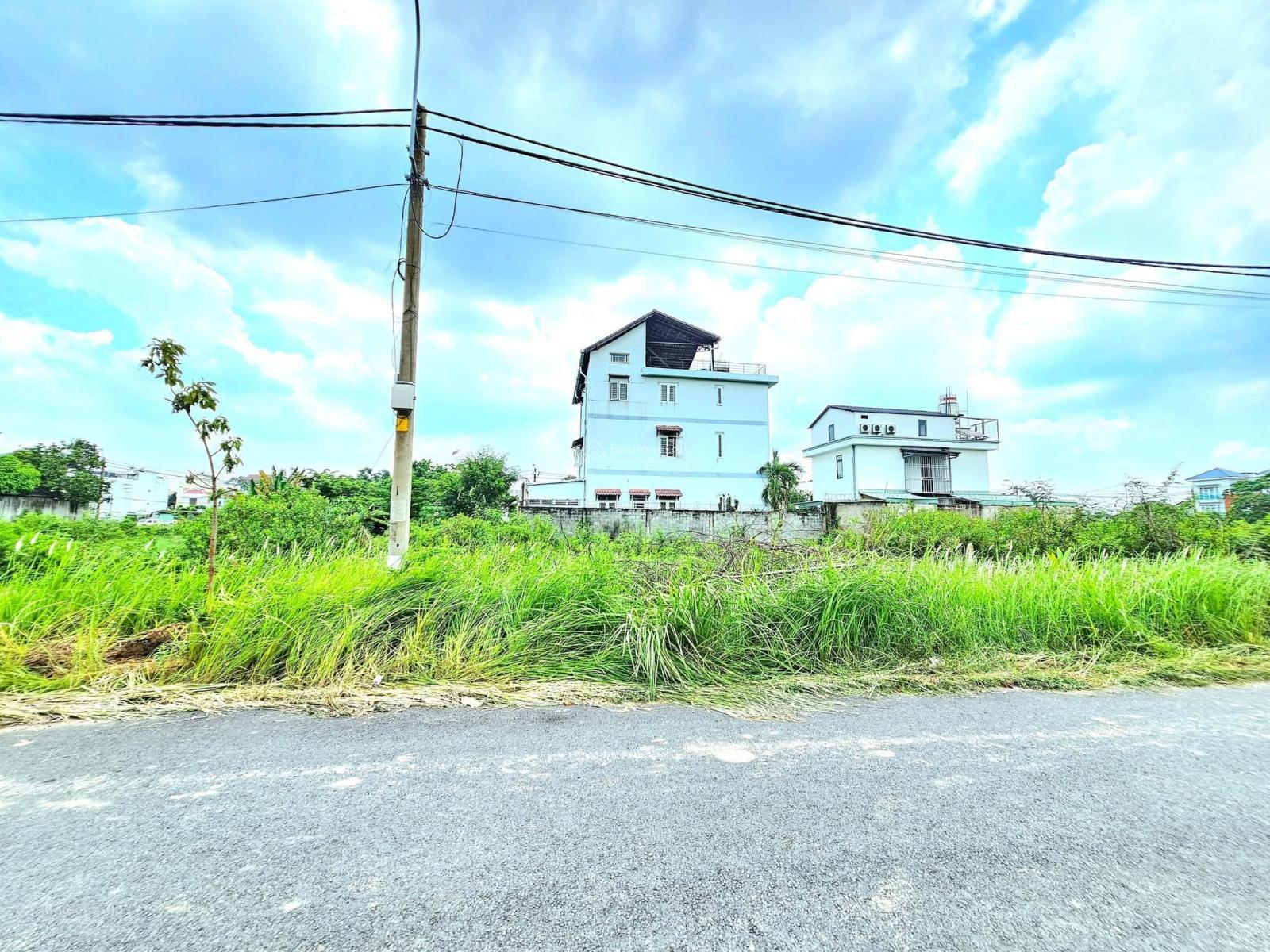 Bán lô đất Biệt Thự DT 378m2 ngang 18 KDC Bách Khoa,Hướng Nam,Giá 24,5 tỷ TL,LH 0932 421 ***