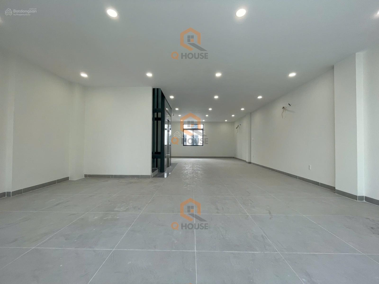 Cho thuê tòa văn phòng "mới xây" Saigon Mystery Villas 7*18m hầm 4 lầu suốt thang máy 70triệu/tháng Cho thuê tòa văn phòng "mới xây" Saigon Mystery Villas 7*18m hầm 4 lầu suốt thang máy 70triệu/tháng