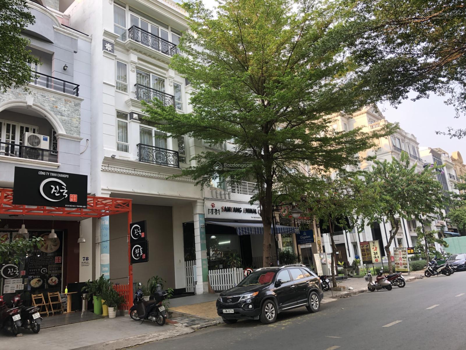 Bán nhà phố khu Hưng Phước, Phú Mỹ Hưng, có 9 phòng CHDV, thang máy, giá: 33,9 tỷ, HĐT 82 triệu, SH