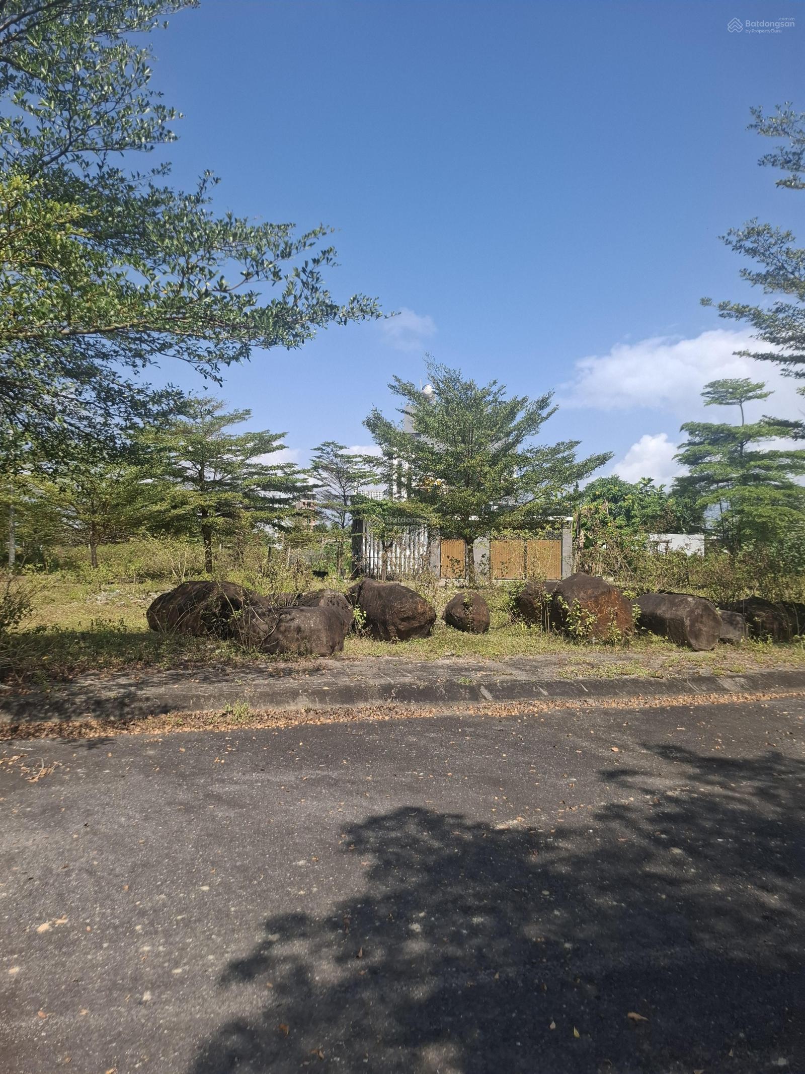 Trục A19 kđt sentosa!Ngang 6m.Đường 17.5m(đối diện công viên) Cạnh trục 27m.Thông sông cổ cò Trục A19 kđt sentosa!Ngang 6m.Đường 17.5m(đối diện công viên) Cạnh trục 27m.Thông sông cổ cò