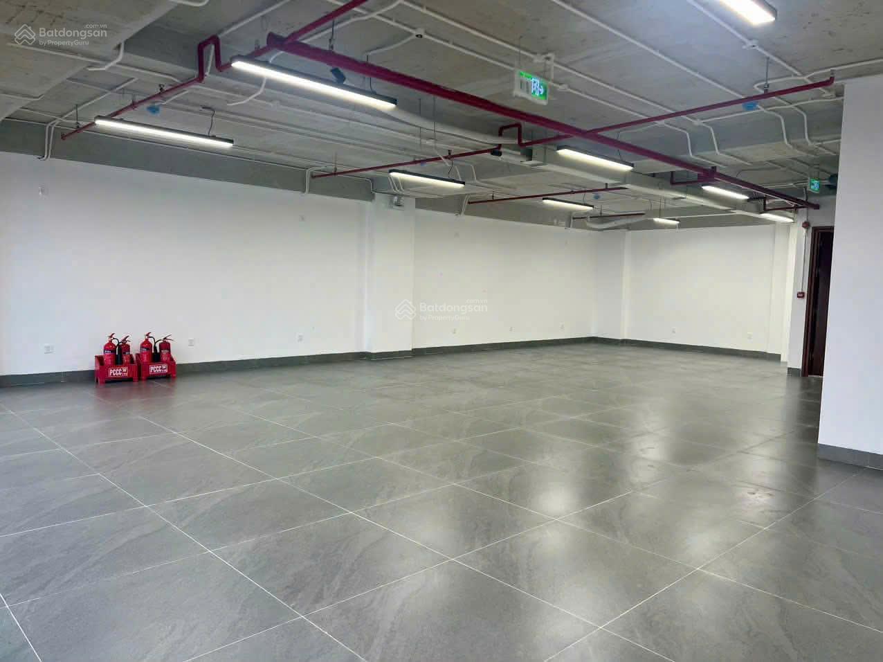 BÁN TÒA NHÀ VĂN PHÒNG TẠI SÀI ĐÔNG- LONG BIÊN - THÔNG SÀN KINH DOANH. * DT 120M2, 8 TẦNG, MT 9.5M.