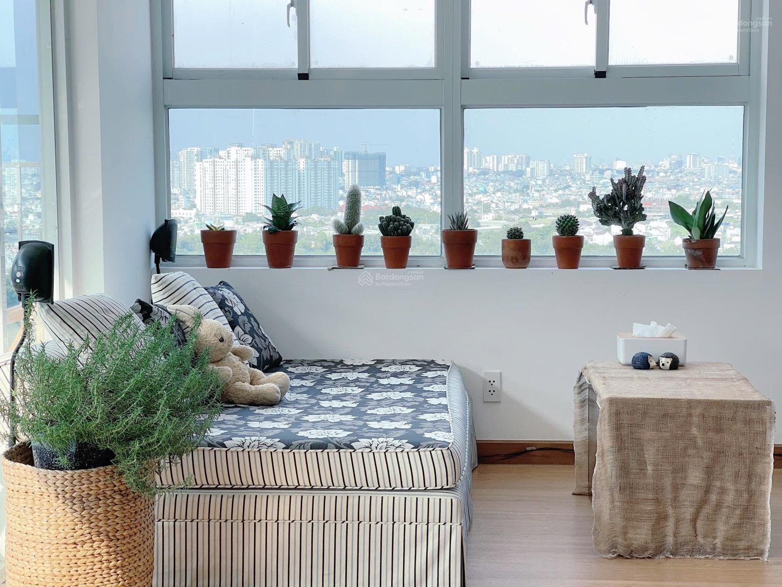 Cần bán CH penthouse sân vườn Conic Riverside P7, Q8. DT 130m2 3PN, 2WC, SH 5,5 tỷ, LH: 0787 452 ***