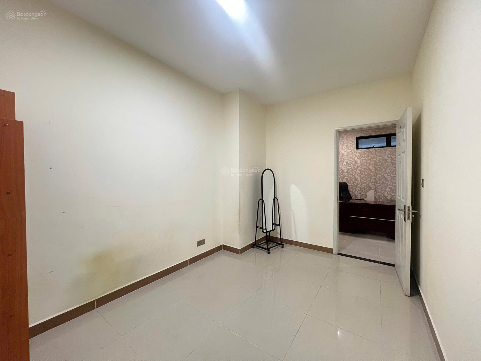 Cho thuê căn hộ chung cư The Use Full 2 phòng ngủ, 1PK, bancol, có bãi đậu oto, ngay Lý Thường Kiệt