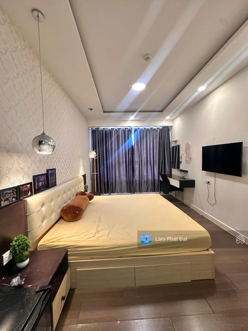 Căn hộ 2PN2WC 76m2 view sông Đông Nam cho thuê giá 16 triệu/ tháng trống sẵn