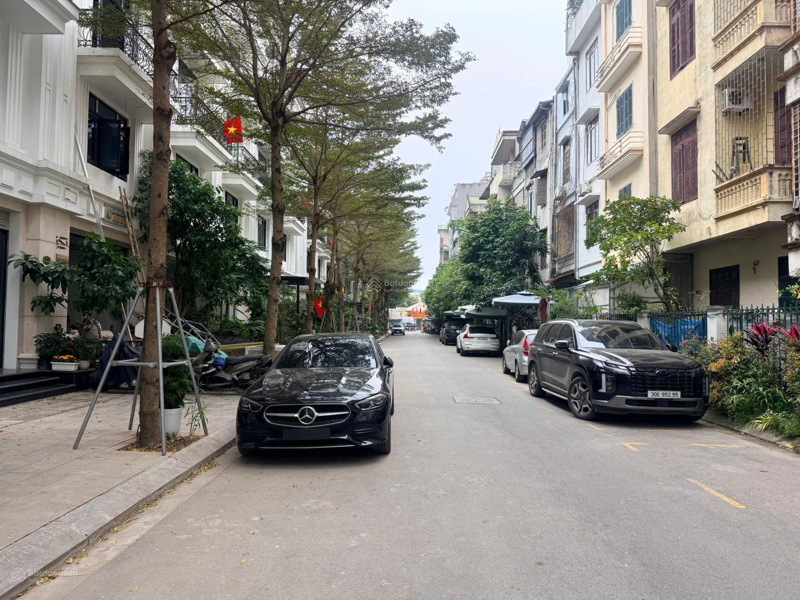 Chính chủ cần bán liền kề Dreamland 107 Xuân La-Tây Hồ-Hà Nội 101m2x6T, thang máy,45 tỷ, kinh doanh Chính chủ cần bán liền kề Dreamland 107 Xuân La-Tây Hồ-Hà Nội 101m2x6T, thang máy,45 tỷ, kinh doanh