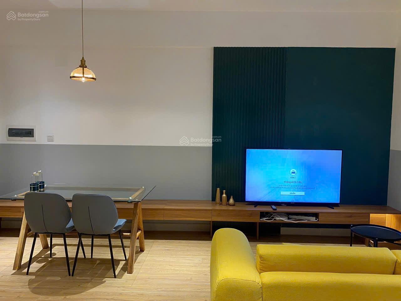 Bán CH The Park Residence 2PN 1WC 63m2, giá 2.8 tỷ - đang ra sổ. LH 0383 891 *** Bán CH The Park Residence 2PN 1WC 63m2, giá 2.8 tỷ - đang ra sổ. LH 0383 891 ***