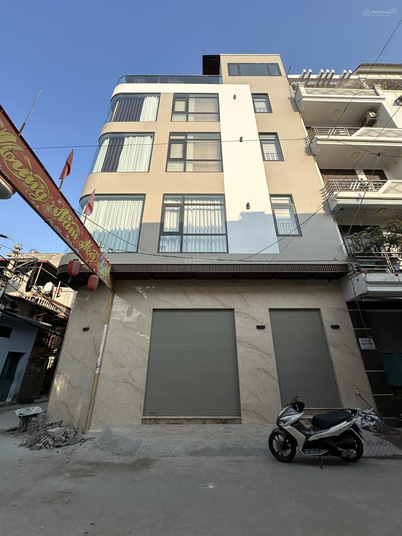 Bán siêu phẩm lô góc tuyến 2 Tô Hiệu - thang máy - ô tô đỗ thoải mái - kinh doanh đẹp