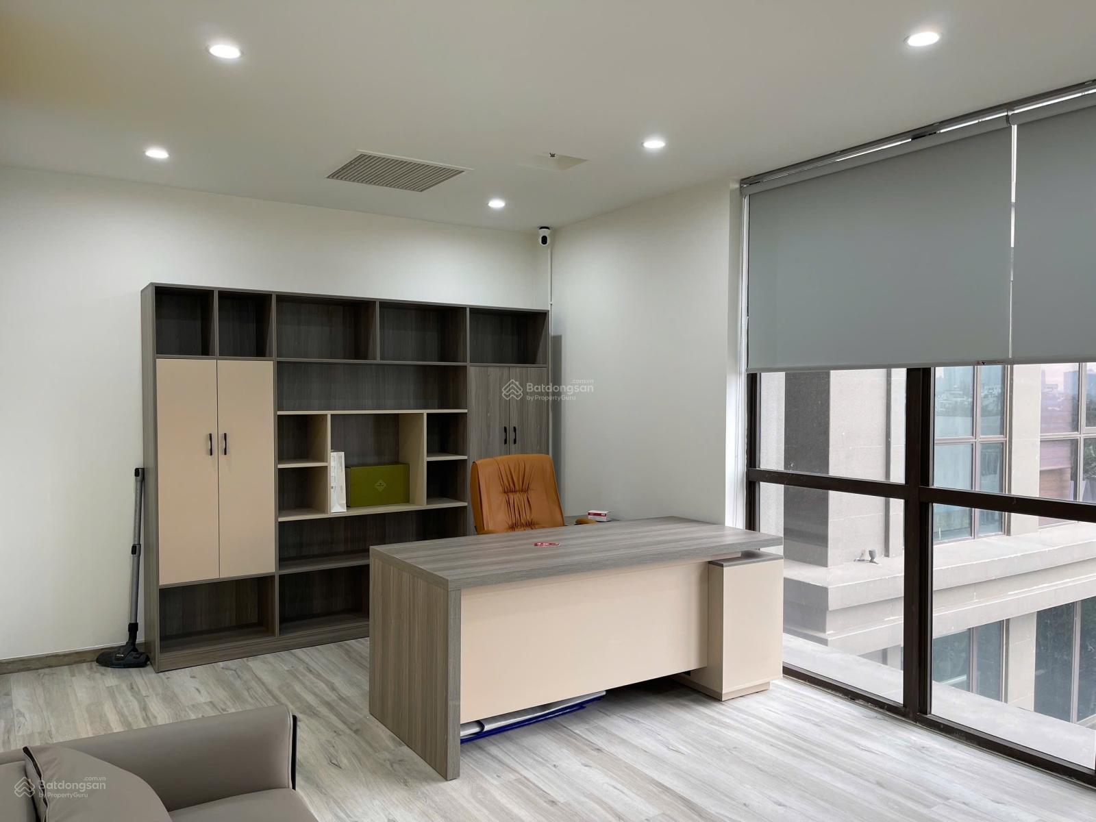 CHO THUÊ GẤP VĂN PHÒNG ST MORITZ NHẬN VĂN PHÒNG NGAY. LIÊN HỆ 0942 878 *** Ms Tú xem thực tế CHO THUÊ GẤP VĂN PHÒNG ST MORITZ NHẬN VĂN PHÒNG NGAY. LIÊN HỆ 0942 878 *** Ms Tú xem thực tế