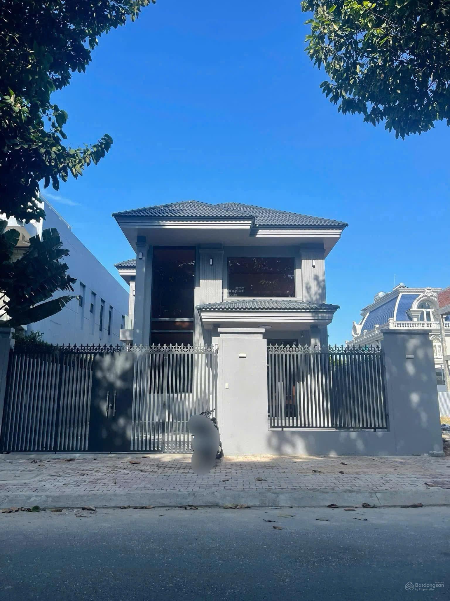 Chính chủ bán biệt thự KDC Hiệp Thành - trung tâm Thủ Dầu Một Bình Dương full nội thất mới 99%