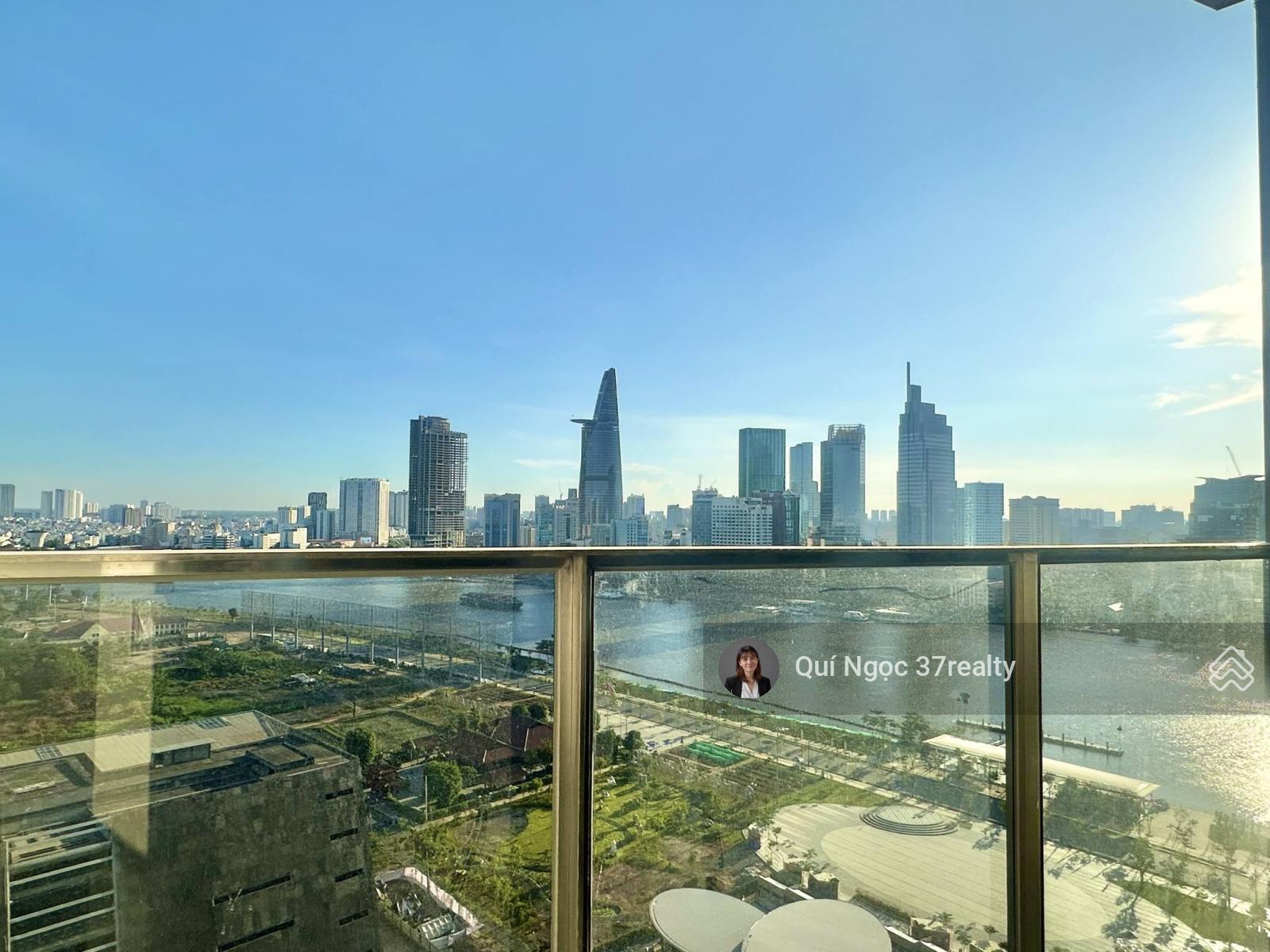 Bán 2PN Opera tầng cao, view sông Q1 giá tốt