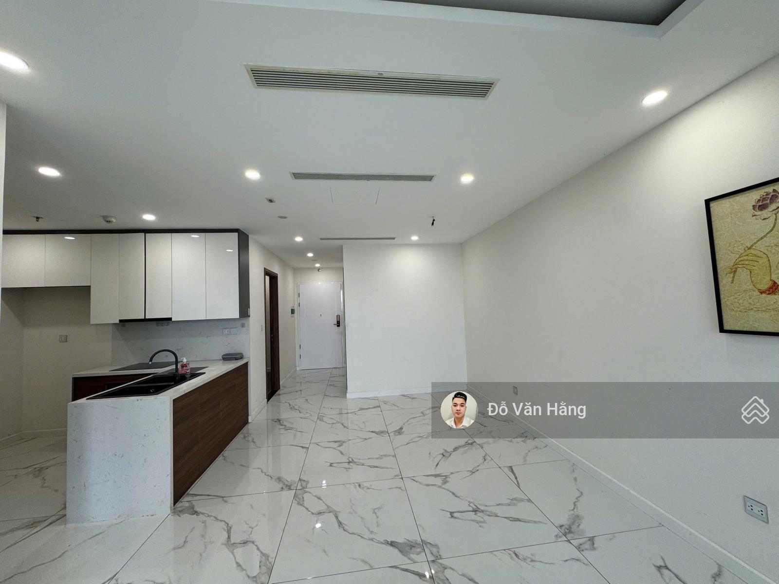 Cho thuê nhanh căn hộ 2 ngủ đồ cơ bản Sunshine City 80m2 giá 16tr/tháng, vào ở được ngay