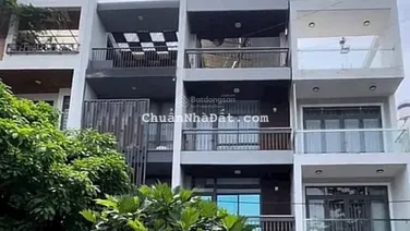 Bán căn nhà mặt tiền thoáng đường Bùi Tá Hán