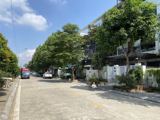 BIỆT THỰ GELEXIMCO 200M MẶT TIỀN 8M ĐƯỜNG TRƯỚC NHÀ RỘNG GIÁ CHẠM ĐÁY 28,8TỶ