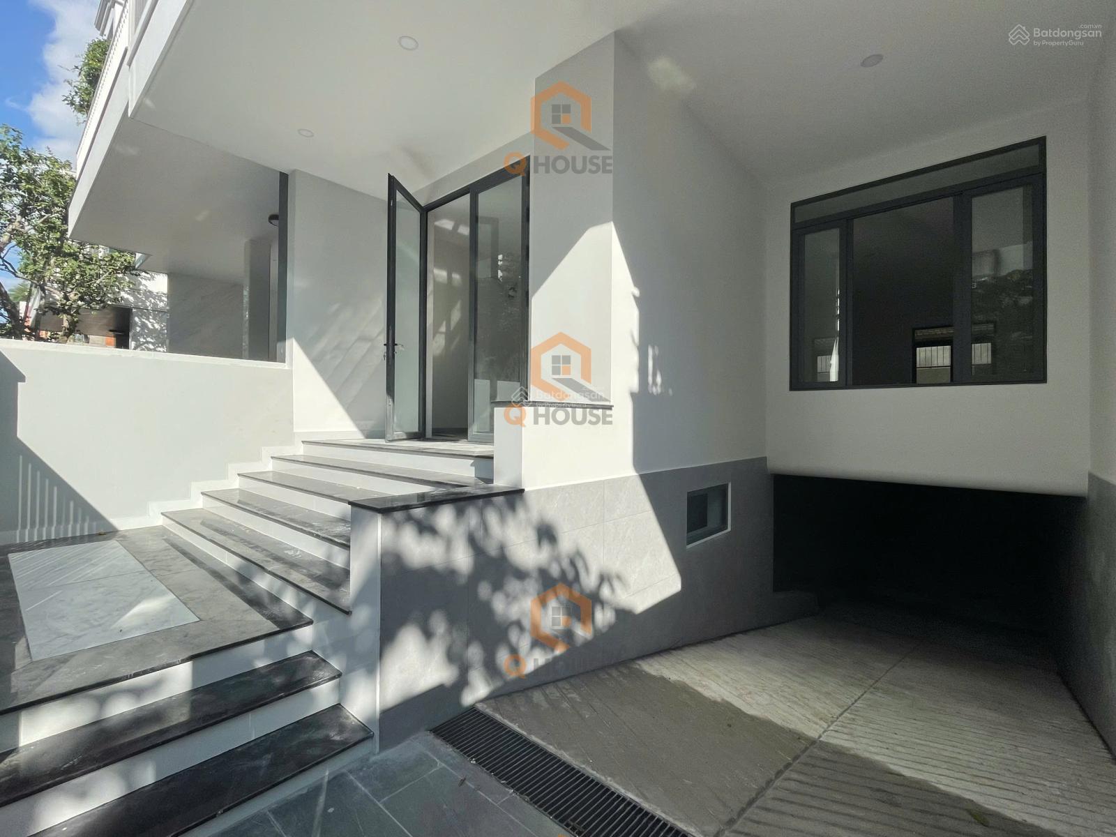 Cho thuê tòa văn phòng "mới xây" Saigon Mystery Villas 7*18m hầm 4 lầu suốt thang máy 70triệu/tháng Cho thuê tòa văn phòng "mới xây" Saigon Mystery Villas 7*18m hầm 4 lầu suốt thang máy 70triệu/tháng