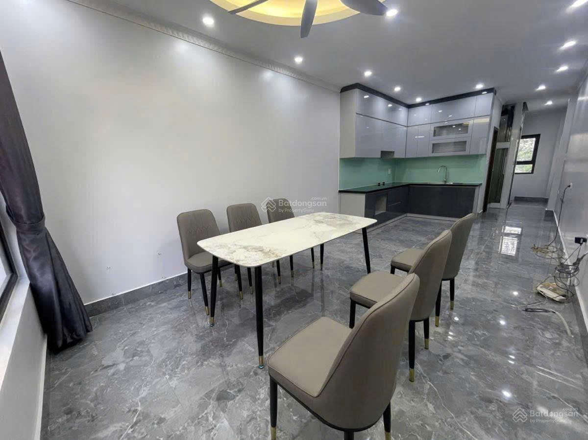 Nhà đẹp Hoàng Văn Thái, 51m2x5T, gần mặt phố, ngo rộng rãi, 2 thoáng, giá 9,5 tỷ (Cam kết chuẩn) Nhà đẹp Hoàng Văn Thái, 51m2x5T, gần mặt phố, ngo rộng rãi, 2 thoáng, giá 9,5 tỷ (Cam kết chuẩn)