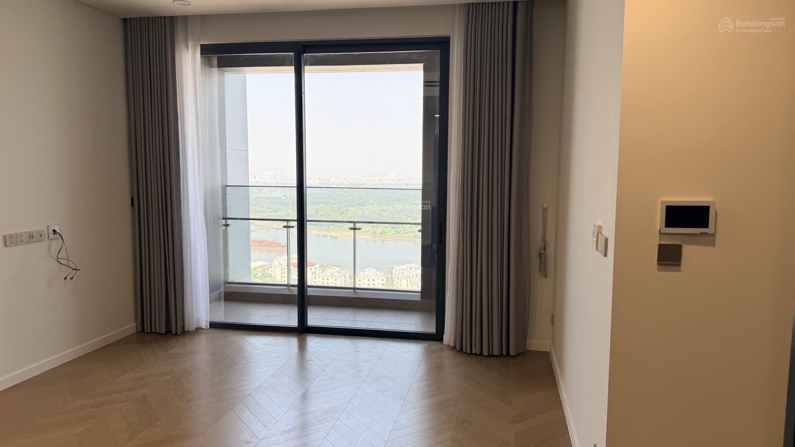 42 triệu căn góc 3 phòng ngủ view sông 42 triệu căn góc 3 phòng ngủ view sông