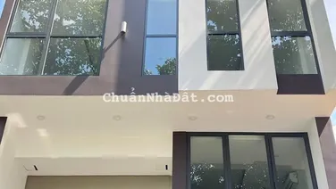 Bán nhà MT đường 67, Thạnh Mỹ Lợi, 8x20, 1 hầm, 5 lầu, st, gần Trương Văn Bang, 62 tỷ