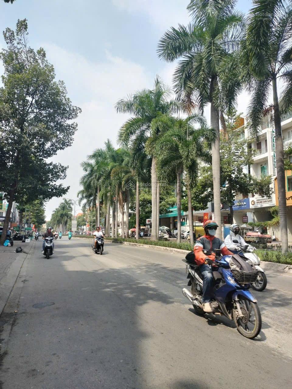 Bán nhà Góc 2MT đường hoàng trọng Mậu,Kdc him lam,phường Tân Hưng,Q7,trục chính sang quận 1 và 4