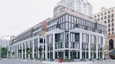 Bán nhà góc 2 mặt tiền đường Phạm Văn Nghị, Sky Phú Mỹ Hưng, Q7. 11.5 x 18.5m, 5 lầu. 95 tỷ