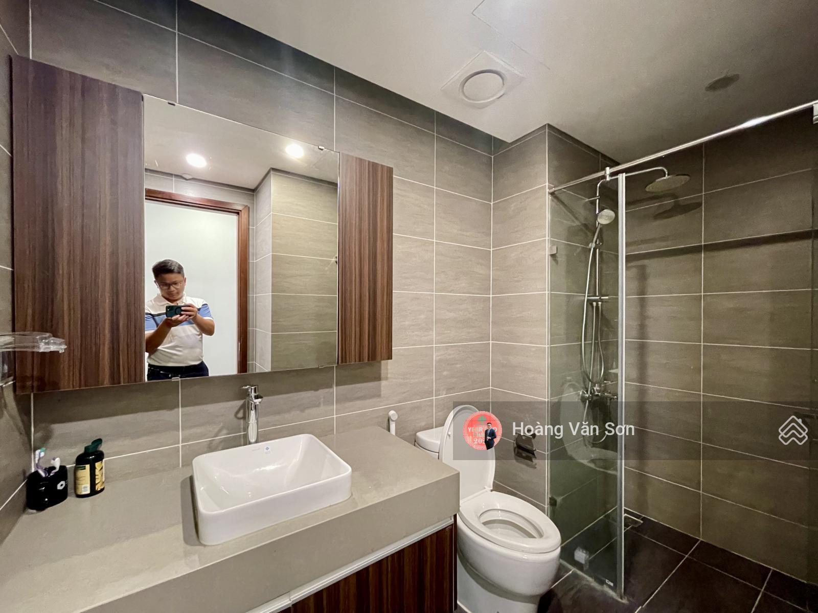 Gia đình cần bán nhanh 2PN 2WC 6th Element căn góc 87m2 hướng Nam như hình trước tết để đi định cư