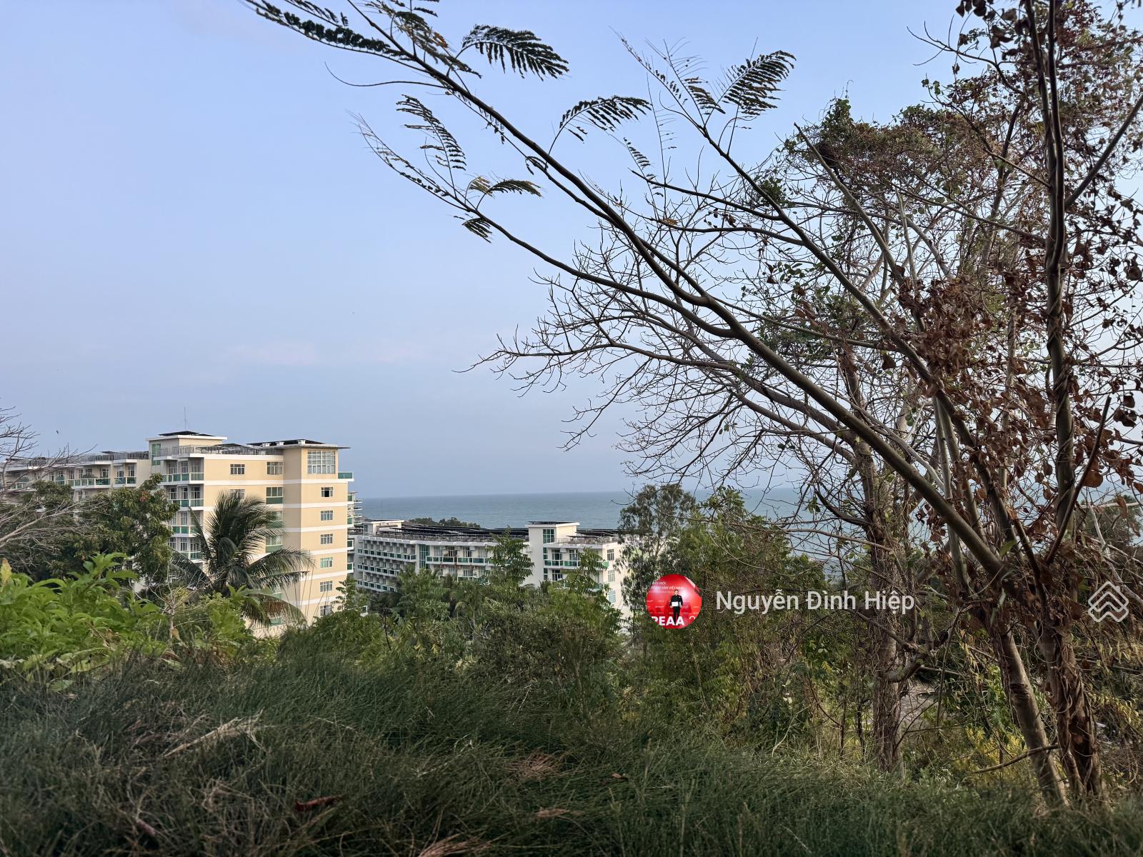 Bán biệt thự Sea Links Mũi Né view biển dãy S view biển kế hotel sân golf cạnh cầu đi bộ xuống biển