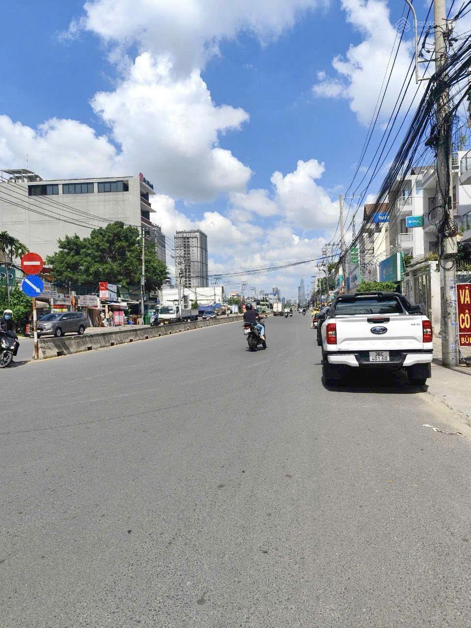 Nhà Giảm 6 Tỷ | Góc 2MT Điện Biên Phủ | 10m x 24m = 237m² | Giá 114 Tỷ | Thuê: ~342 tr/tháng