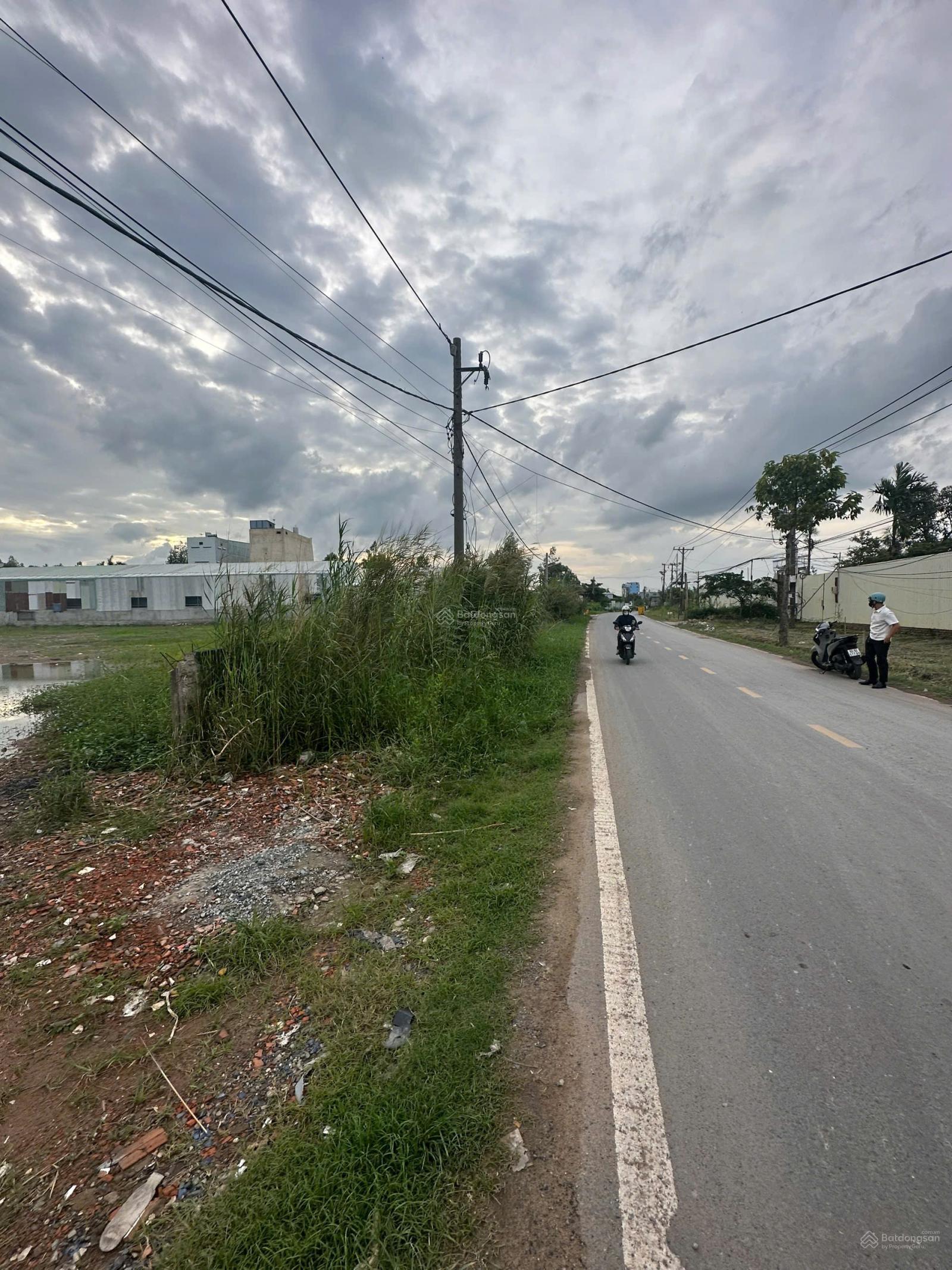 Giá tốt đầu tư 56tr/m2! Lô góc 3 mặt đường DT: (63m x 76m) 4418m2