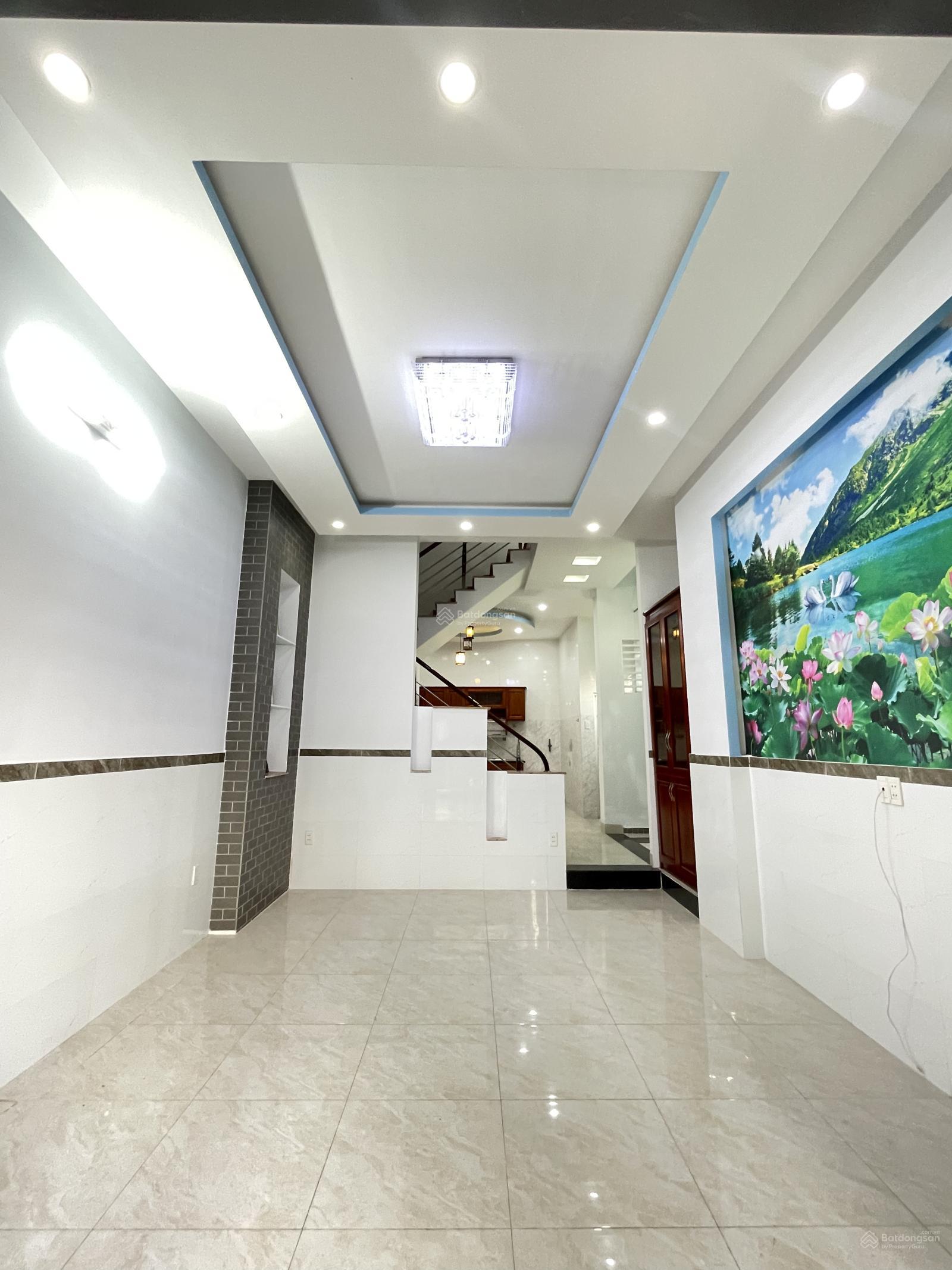 Chính chủ 4x12m nở hậu 5m 3tấm ngay chợ Bình Thành