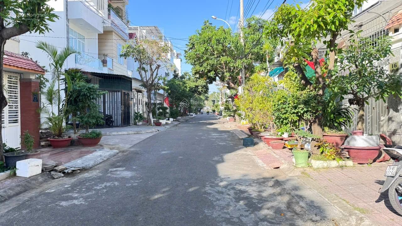 Mặt tiền Võ Trường Toản _ Nhà 2 tầng ( đã hoàn công ) - khu đô thị Bắc Vĩnh Hải Giá : 8 tỷ Mặt tiền Võ Trường Toản _ Nhà 2 tầng ( đã hoàn công ) - khu đô thị Bắc Vĩnh Hải Giá : 8 tỷ