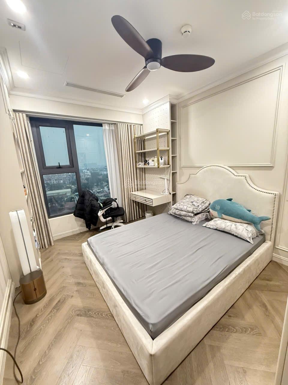 Bán căn hộ berriver góc 3pn2vs siêu đẹp 116m2 tầng trung , hướng đông nam , sẵn sổ giá 12tỷ6