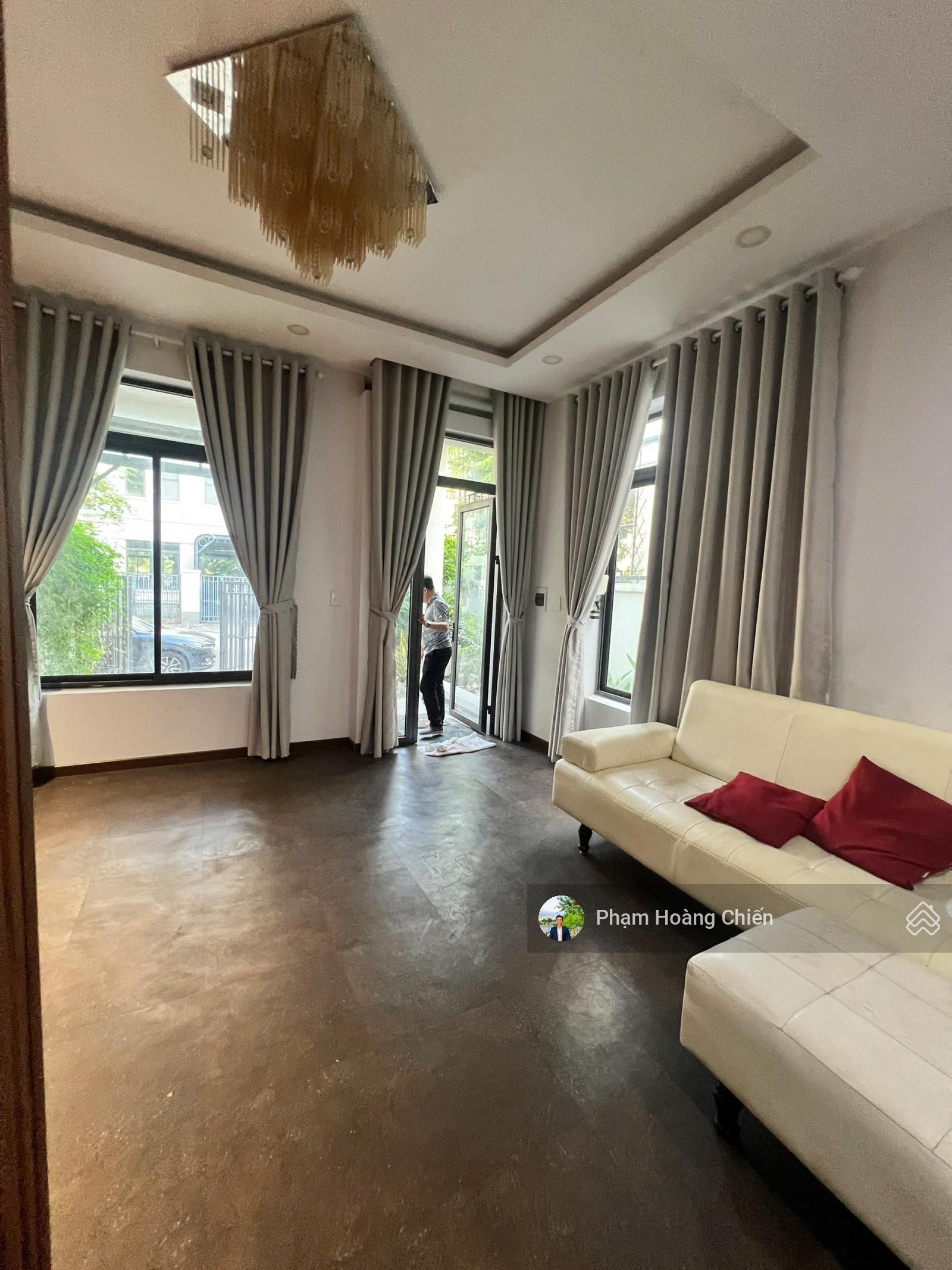 Chỉ 30 tr/ tháng nhà phố góc DT 7x20m 1 trệt 3 lầu, Lakeview City, nội thất cơ bản. Bao phí quản lý Chỉ 30 tr/ tháng nhà phố góc DT 7x20m 1 trệt 3 lầu, Lakeview City, nội thất cơ bản. Bao phí quản lý