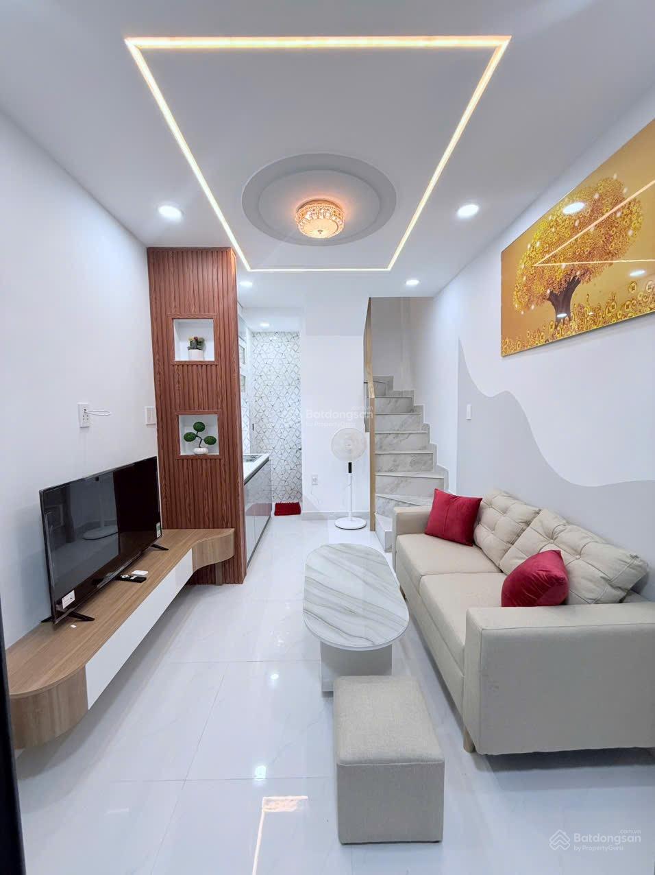 Nhà đẹp xây mới đúc bê tông. Địa chỉ: 151// Lũy Bán Bích Phường Phú Thạnh TPHCM