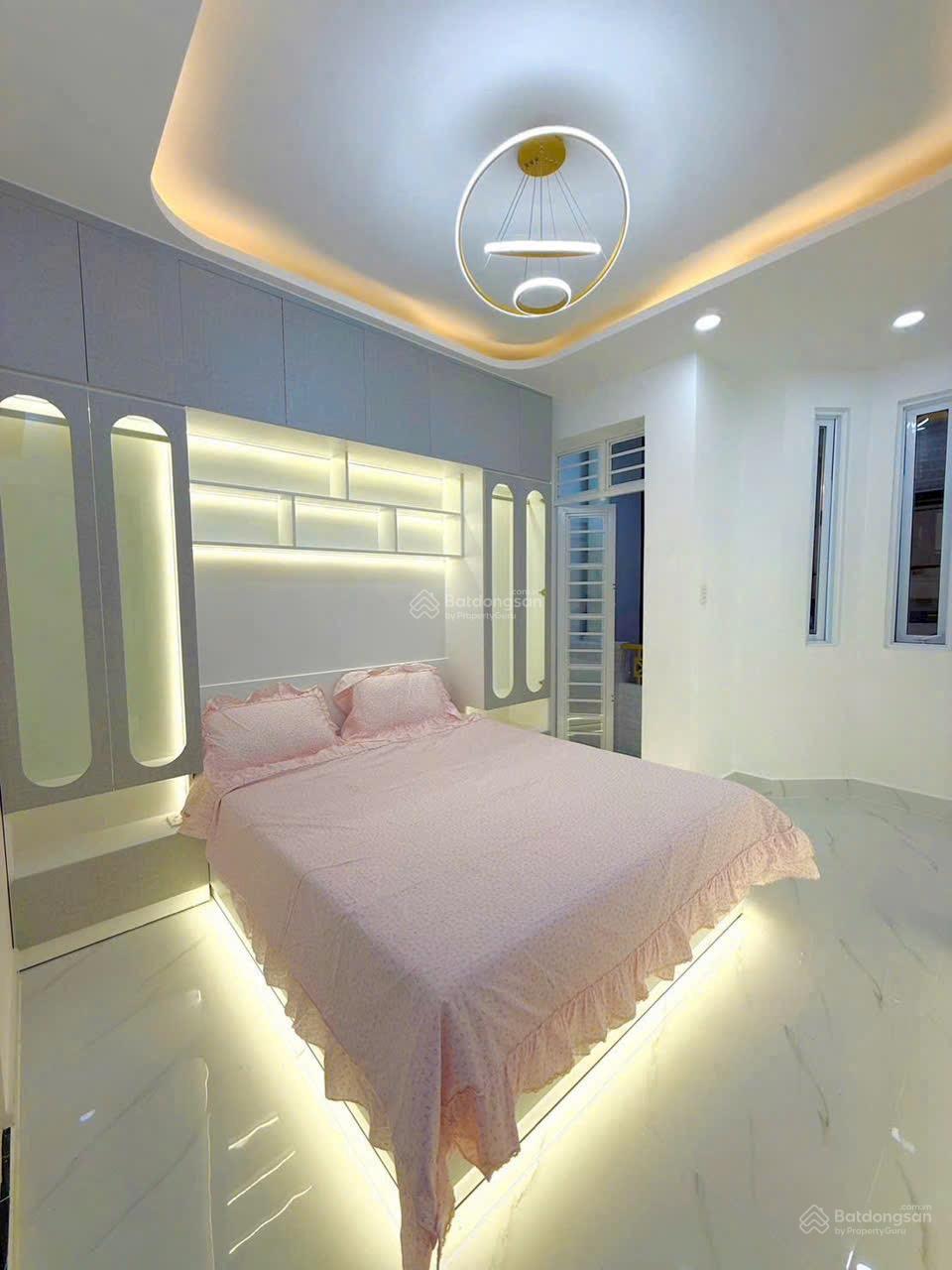 MUA 1 ĐƯỢC 2 - NGÔI NHÀ TRÂN ÁI LÀ ĐÂY NHÀ BIỆT THỰ PHỐ - XE HƠI HUỲNH TẤN PHÁT, NHÀ BÈ .