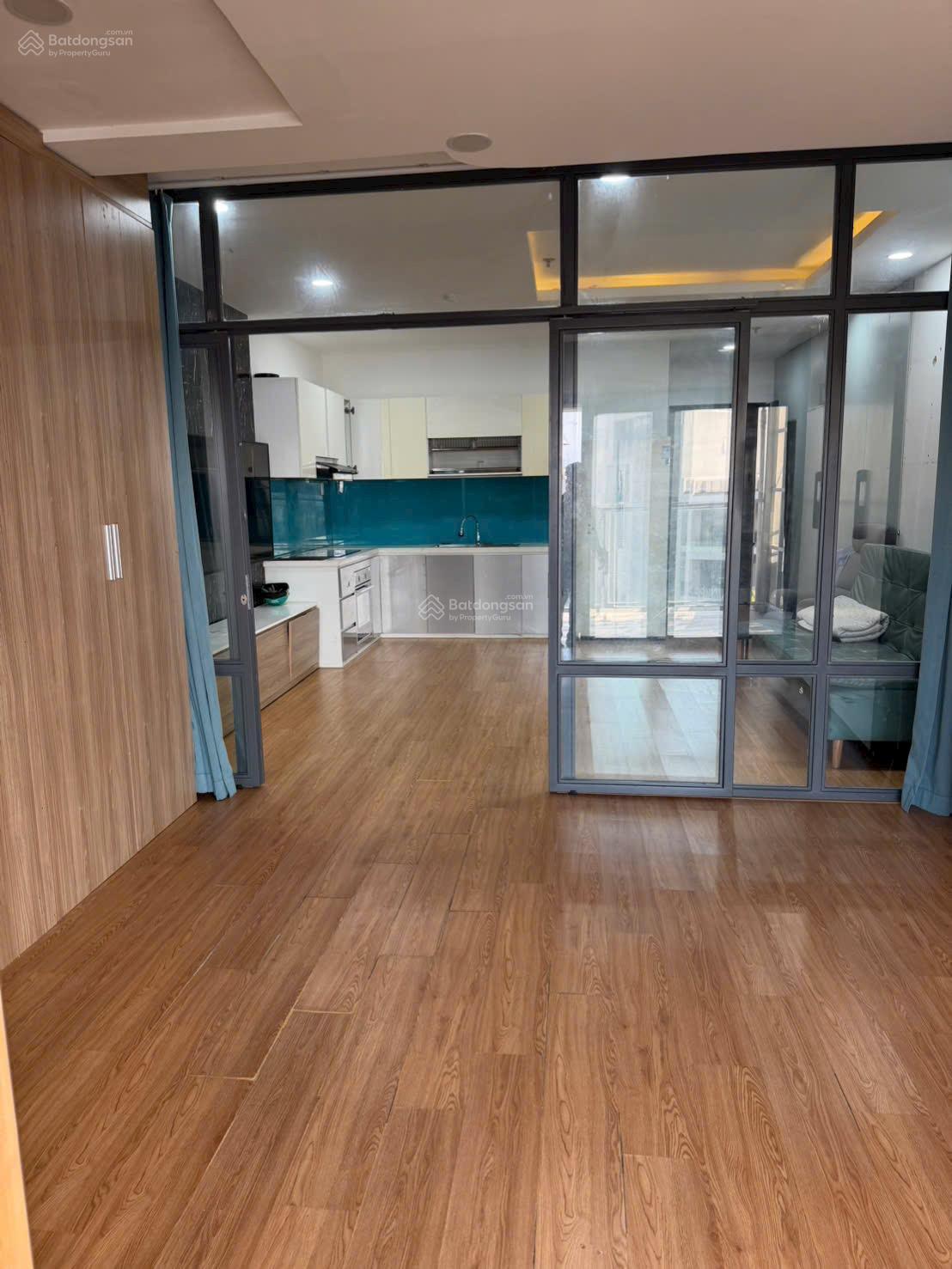 Căn hộ độc lạ Monarchy A 2 tầng + sân vườn view sông hàn trực diện có sổ