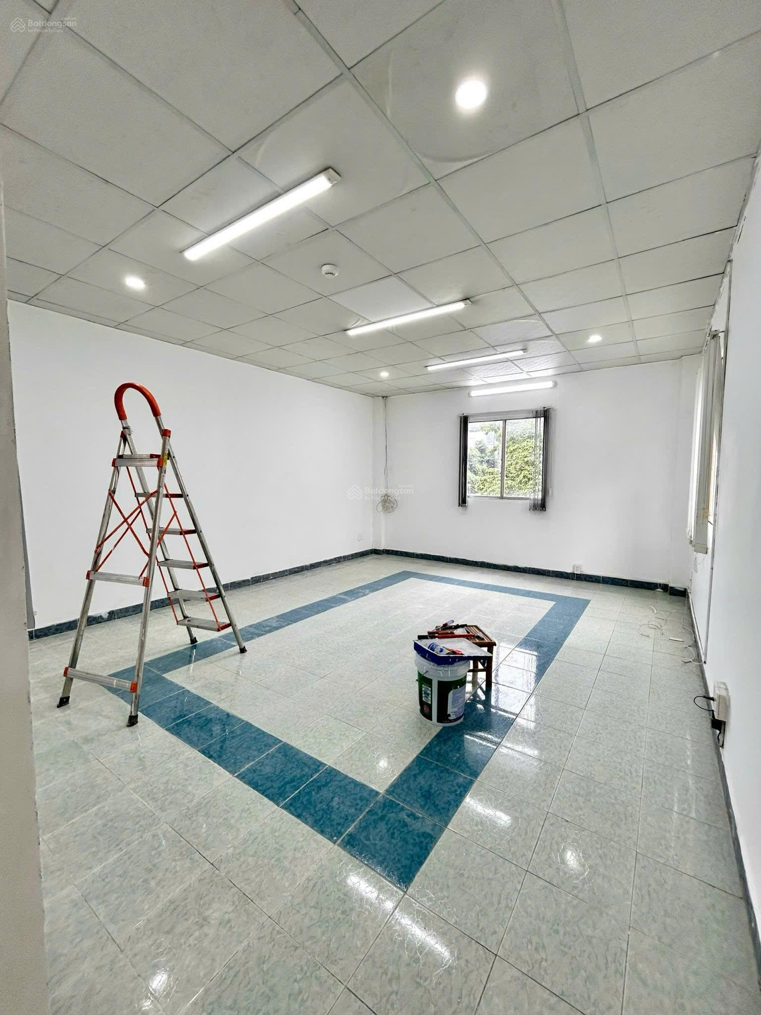 Văn phòng Q3 giá 11,8 triệu/tháng 60m2 tòa nhà VP mặt tiền Nam Kỳ Khởi Nghĩa