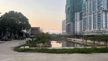 Siêu phẩm 100m làng hoa Phụng Công, giá 58 triệu/m2, vị trí đẹp, đường thông