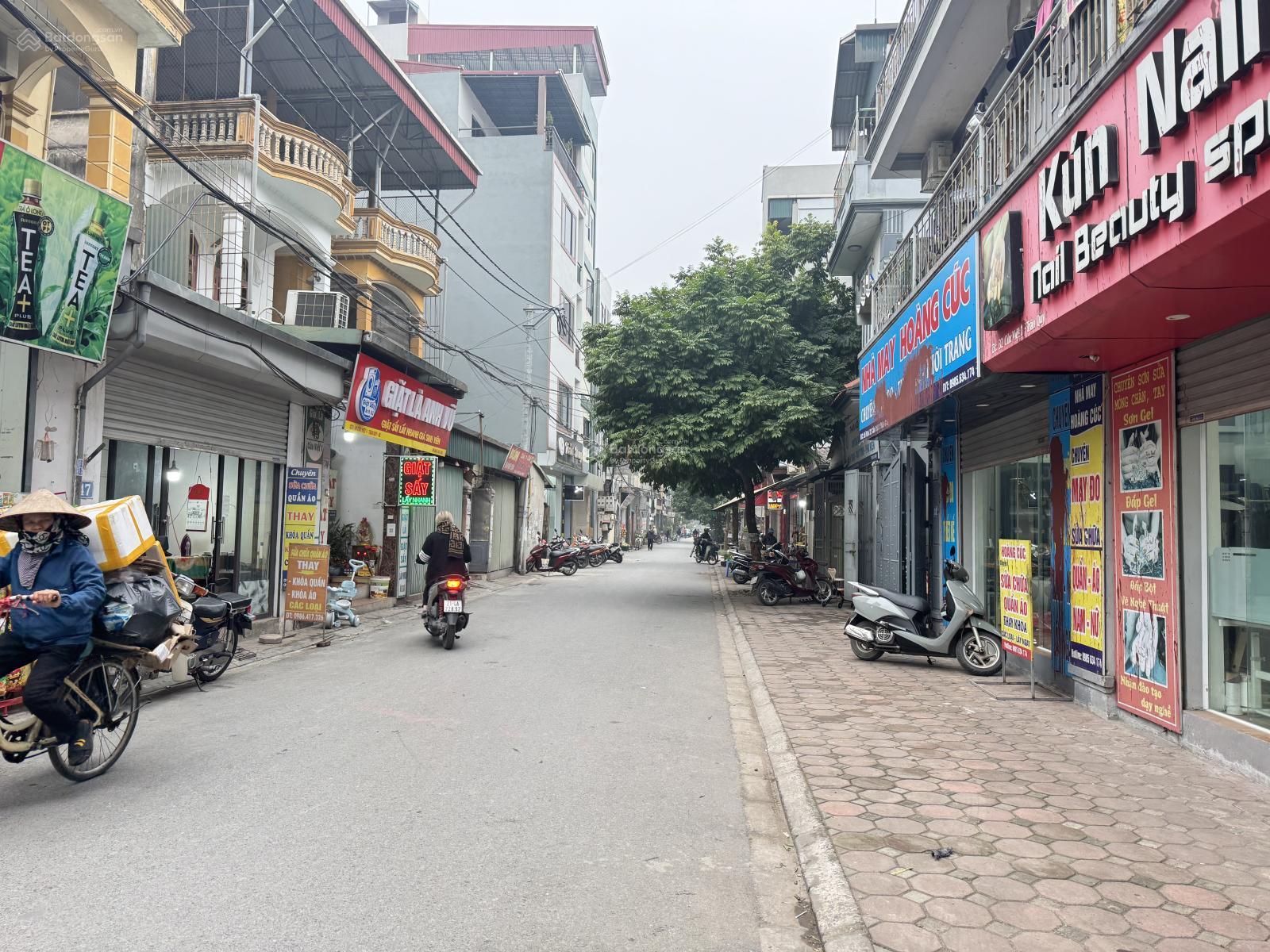 Cần tiền bán gấp mảnh đất đẹp tặng mặt bằng kinh doanh đường ô tô tránh tại TDP Cửu Việt, Trâu Quỳ Cần tiền bán gấp mảnh đất đẹp tặng mặt bằng kinh doanh đường ô tô tránh tại TDP Cửu Việt, Trâu Quỳ