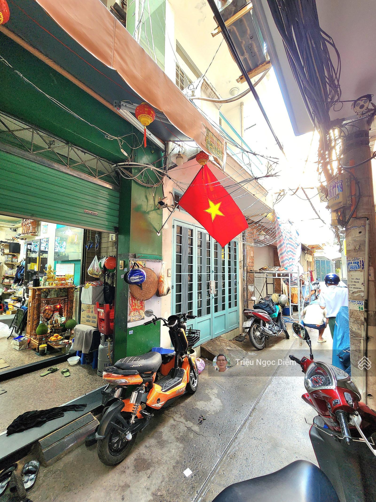 Khu vip quận 1 Nguyễn Thị Minh Khai 3 tầng ở ngay giá chỉ 8 tỷ