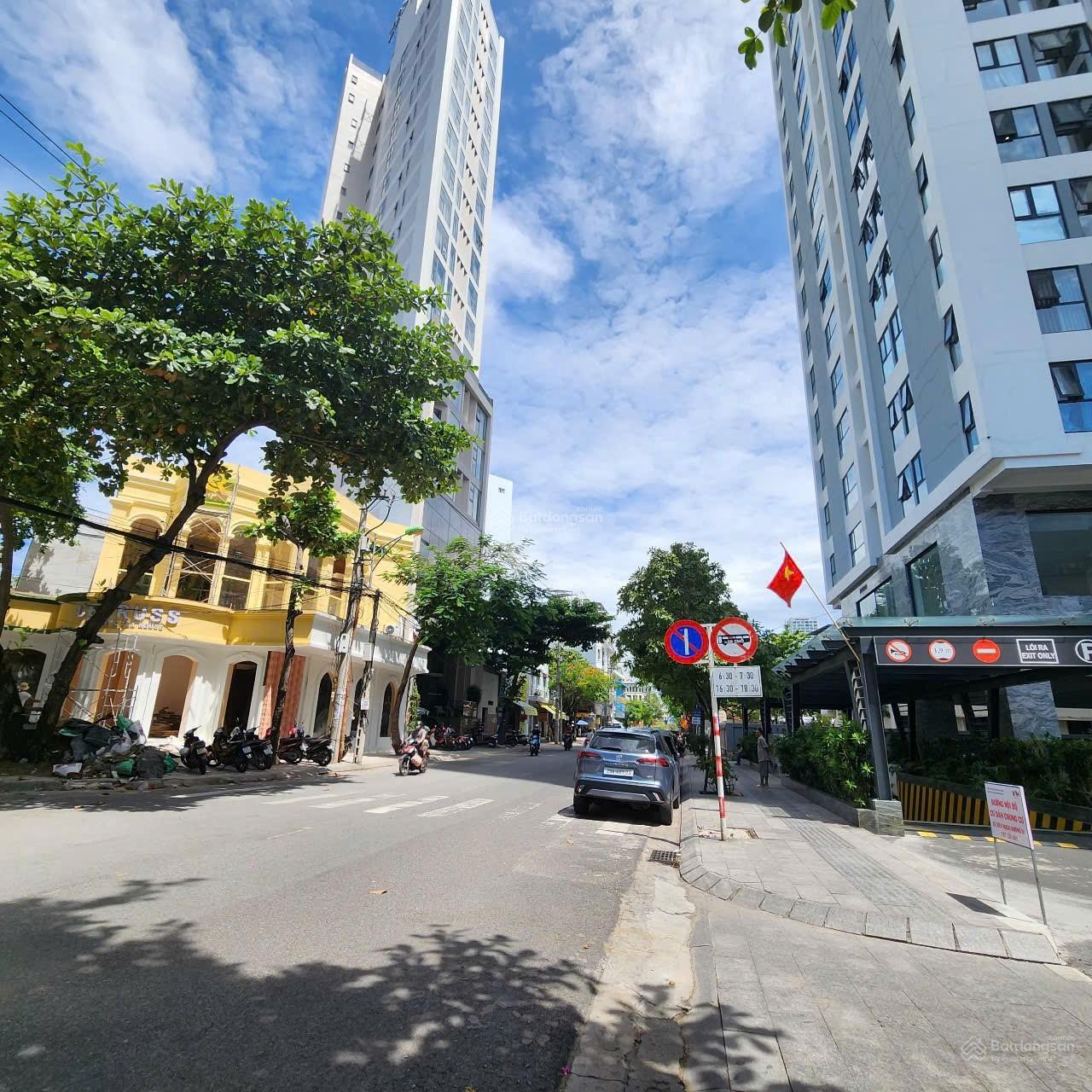 CHO THUÊ NHÀ 2 MẶT TIỀN TÔ HIẾN THÀNH  TRUNG TÂM NHA TRANG ( vị trí vàng trung tâm thành phố)