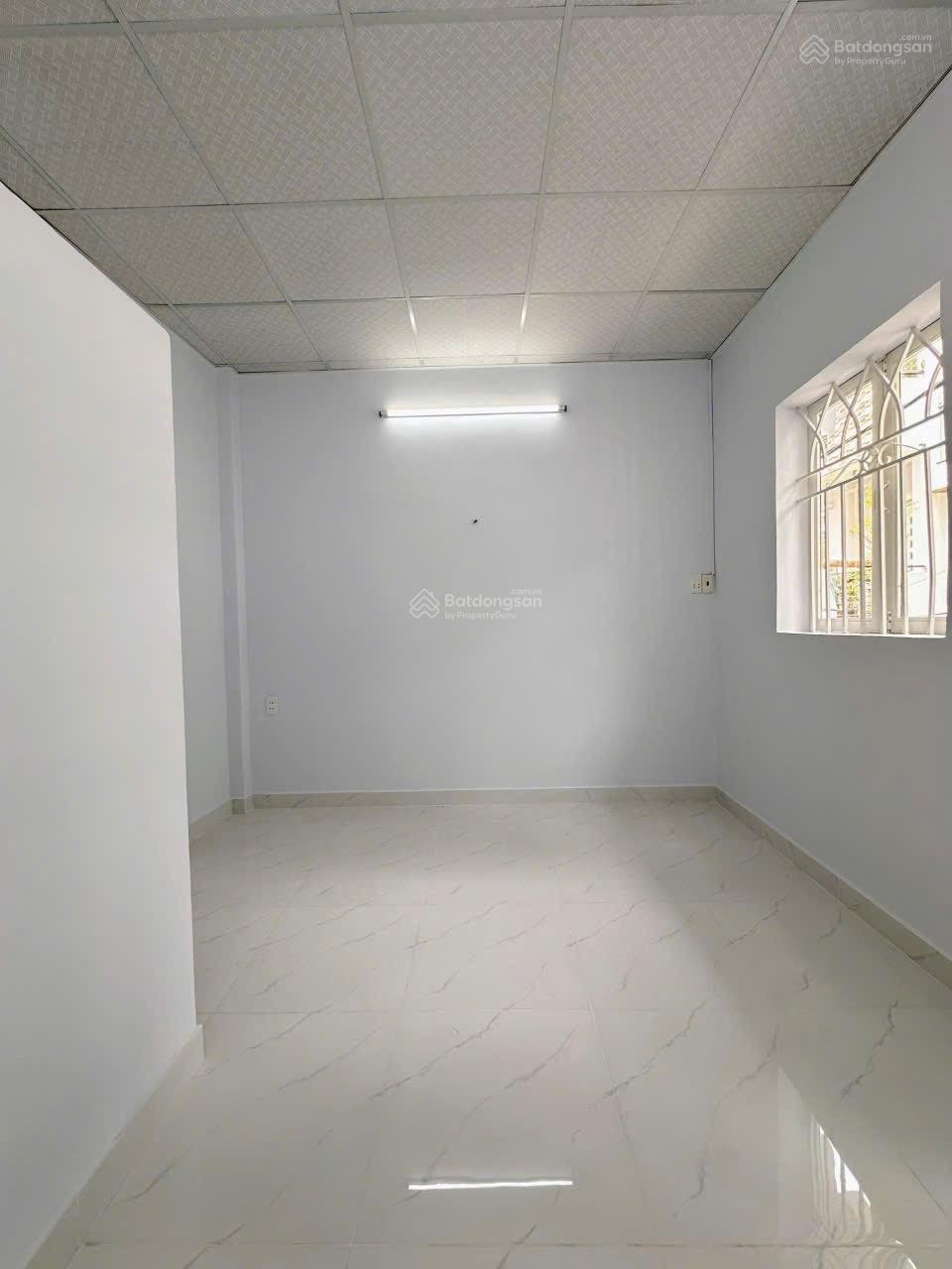 Bán nhà hẻm 6m đường Số 4 (Gò Xoài), DT 4mx4m, 1 lầu, giá 2.95 tỷ TL