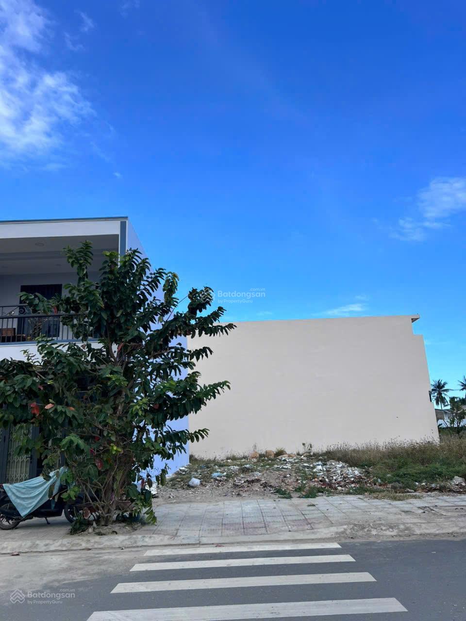 Đất tái định cư Ngọc Hiệp phường Tây Nha Trang. DT 75m2 đường 20m