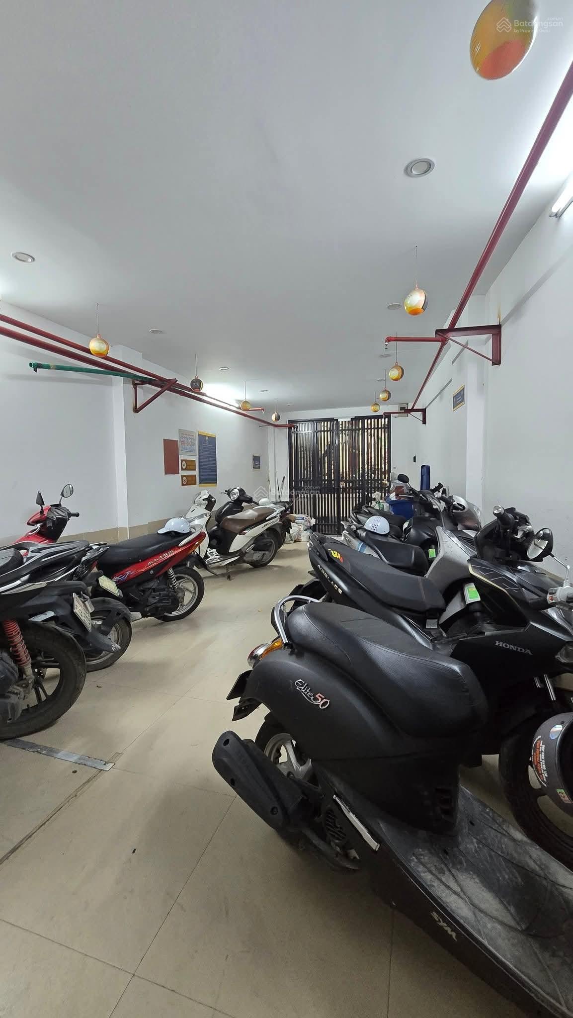 Bán CC mini tại Triều Khúc, 22,5 tỷ, 95m2 9 tầng, hệ thống PCCC tiêu chuẩn 32PN, 32VS nội thất full