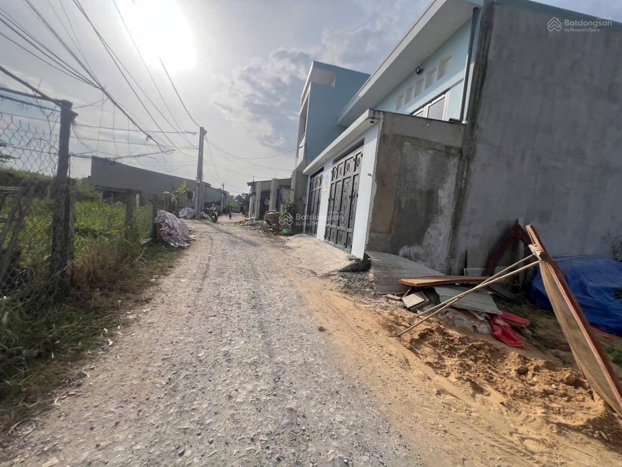 Đất thổ cư sát bên trường TH Bình Mỹ, DT 160m2 (8m x 20m) - Đường xe hơi